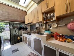 Stratton Green (D28), Terrace #568866871